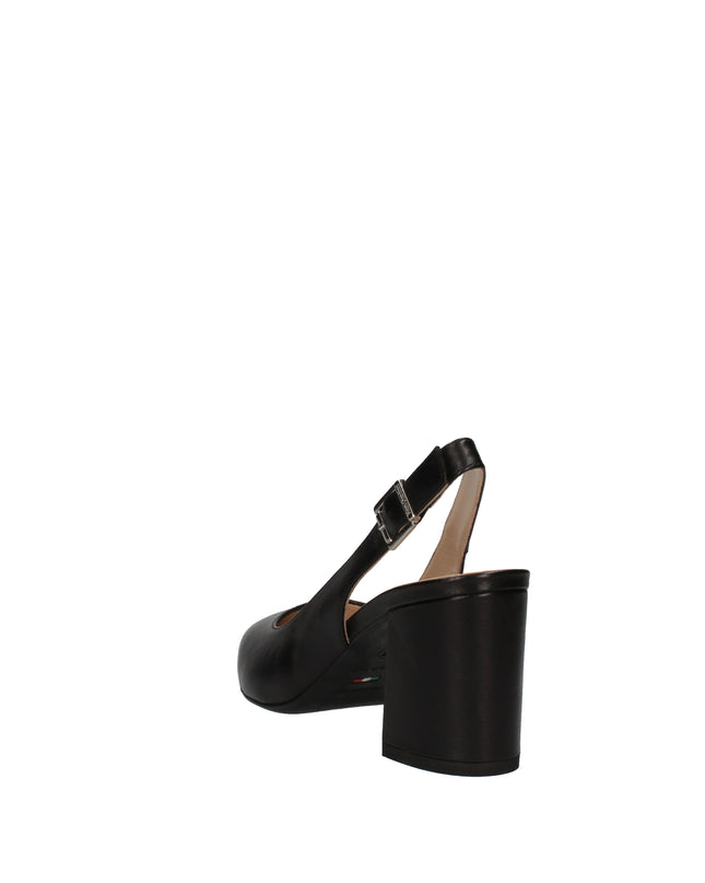 Nero Giardini decolletè slingback in pelle con tacco a blocco