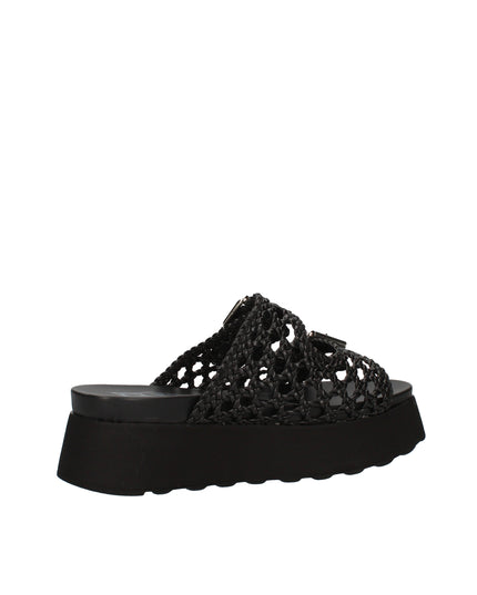 Cult Janis sandali in ecopelle intrecciata con zeppa e doppia fibbia decorativa