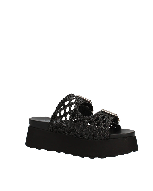 Cult Janis sandali in ecopelle intrecciata con zeppa e doppia fibbia decorativa