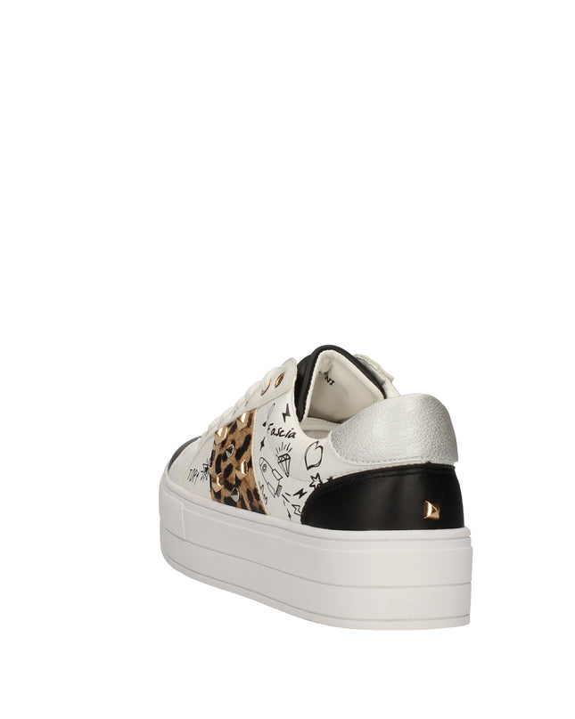 Gio Cellini sneakers con fondo a cassetta, scritte e applicazione animalier