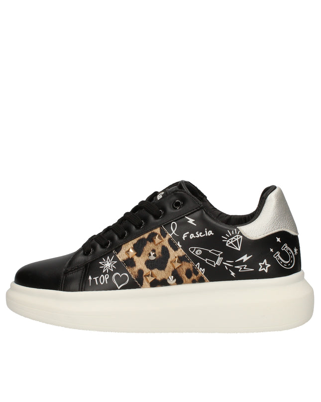 Gio Cellini sneakers con disegni, stampa animalier e borchie