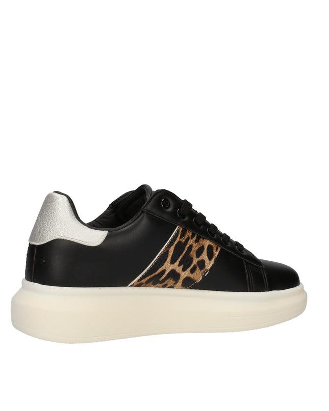 Gio Cellini sneakers con disegni, stampa animalier e borchie