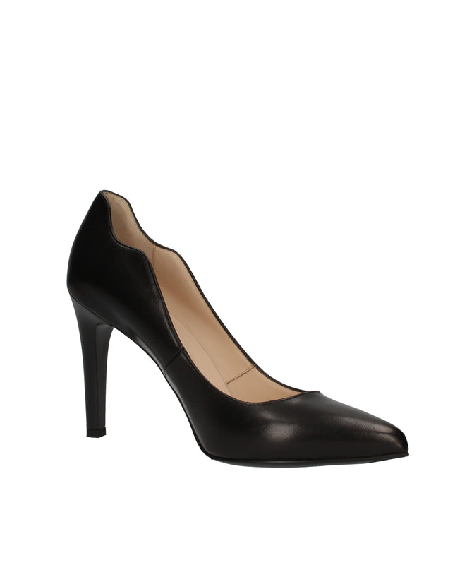 Nero Giardini decolletè in pelle con tacco a stiletto