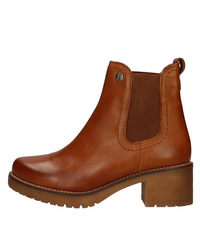 Pitillos stivaletti chelsea in pelle con tacco