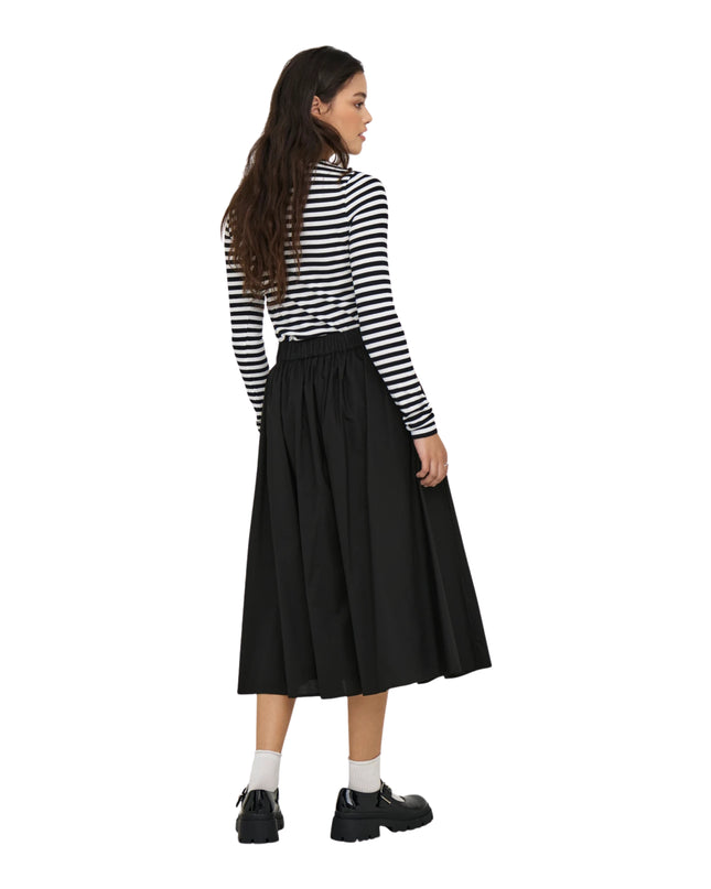 Only Gonna Onlmaila Donna Nero